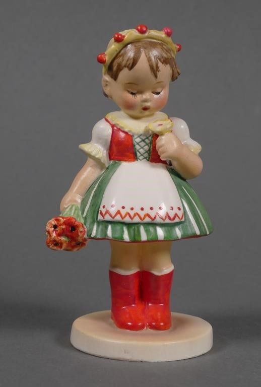 INTERNATIONAL HUMMEL HUNGARIAN GIRL