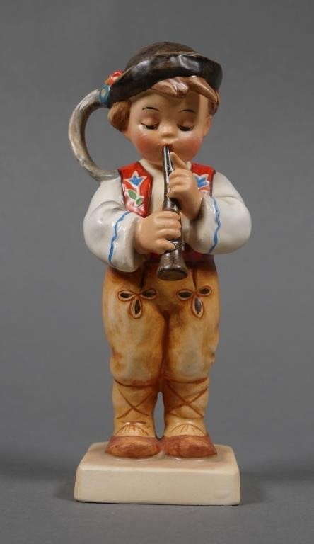 INTERNATIONAL HUMMEL SLOVAK BOY