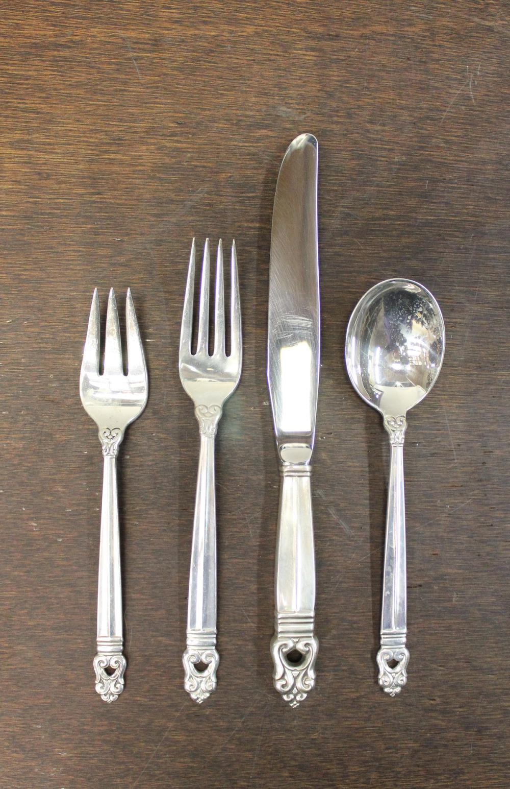 INTERNATIONAL SILVER FLATWARE