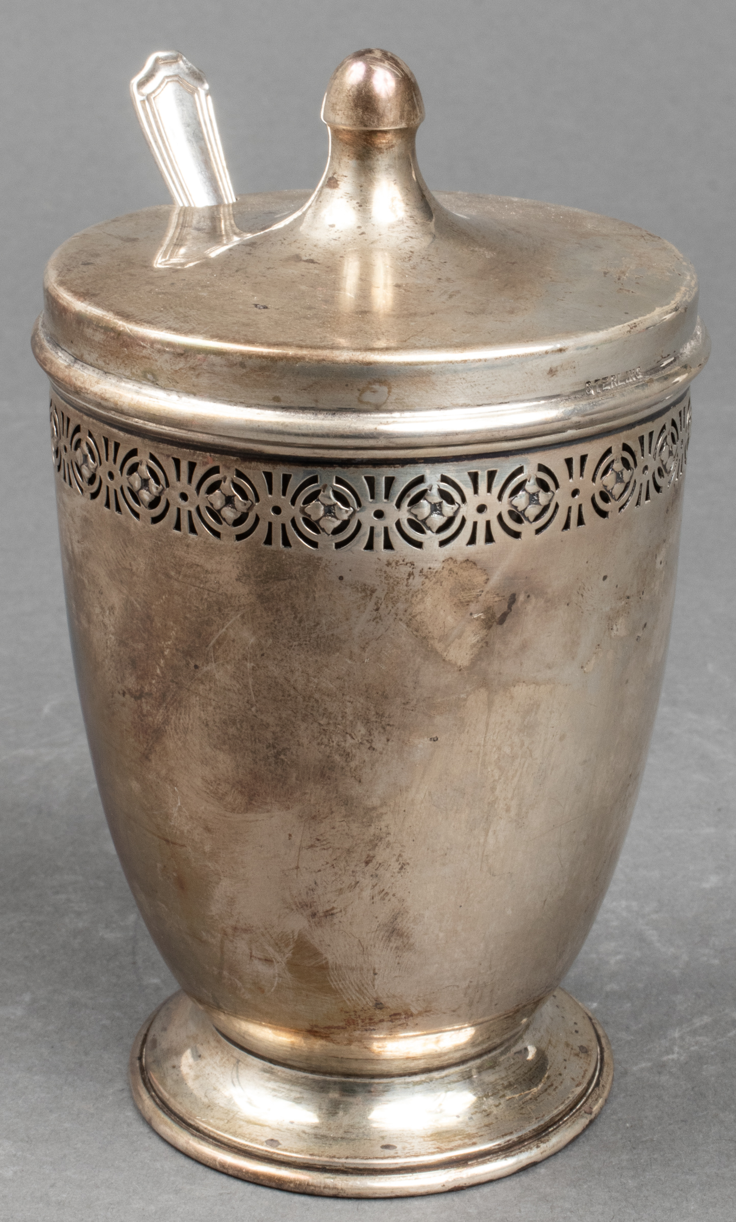 INTERNATIONAL STERLING SILVER