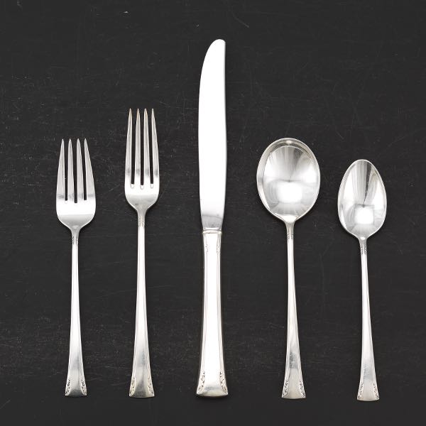 INTERNATIONAL STERLING SILVER