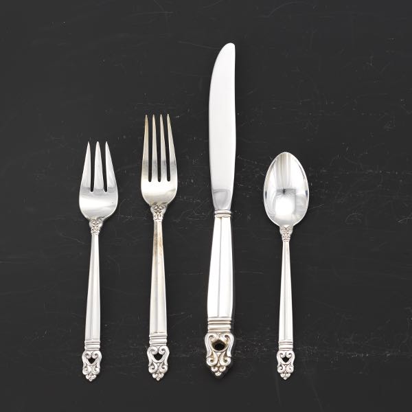 INTERNATIONAL STERLING SILVER