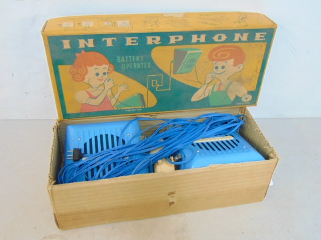INTERPHONE BATTERY OPERATED TOY