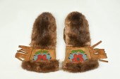 INUIT RIVER OTTER BEADED GLOVE