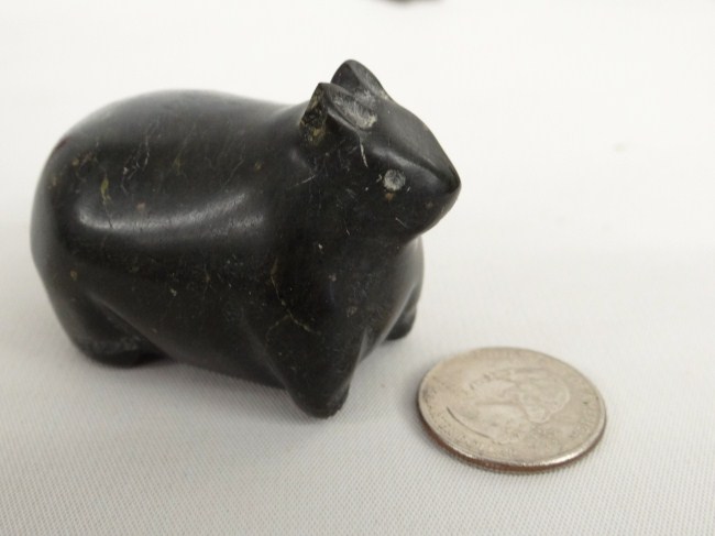 Inuit sculpture animal. 2'' Length.
