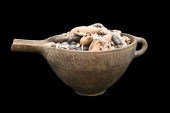 IRANIAN POTTERY SPOUTED CUPIra