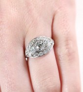 IRID PLATINUM EAST WEST DIAMON