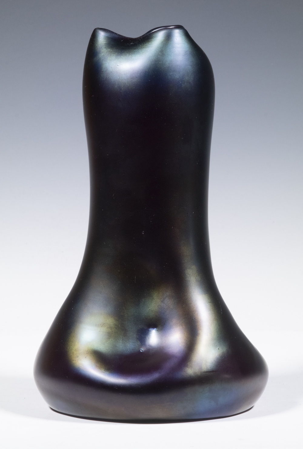 IRIDESCENT ART GLASS PINCHED VASE