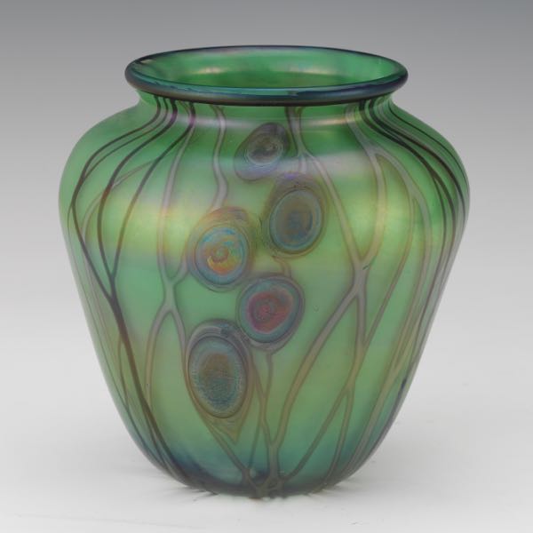 IRIDESCENT ART GLASS VASE 6¾" x 6¾"