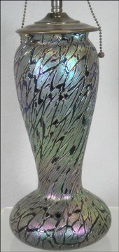Iridescent Loetz type art glas