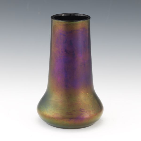 IRIDESCENT LOETZ VASE 5 ?" x 3 ½"