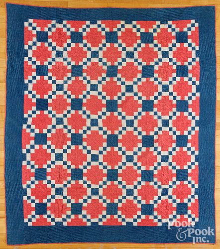 IRISH CHAIN VARIANT PATCHWORK