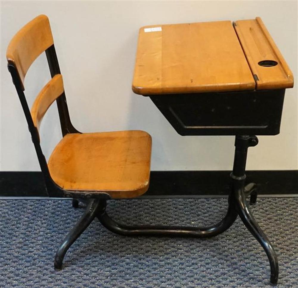 IRON AND MAPLE STUDENT DESKIron and