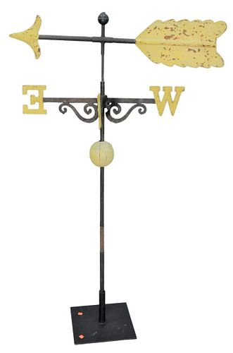IRON ARROW WEATHERVANE HAVING