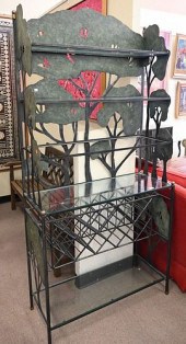 IRON BAKERS RACK, HAVING FIVE