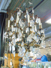 IRON CHANDELIER WITH LARGE CRY