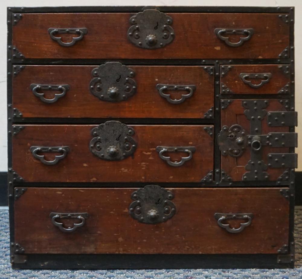 IRON MOUNTED STAINED CEDAR LOW SIDE