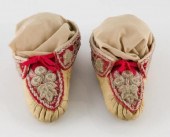 IROQUOIS BEADED MOCCASINS, LAT
