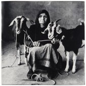 IRVING PENN, OLD WOMAN WITH GO