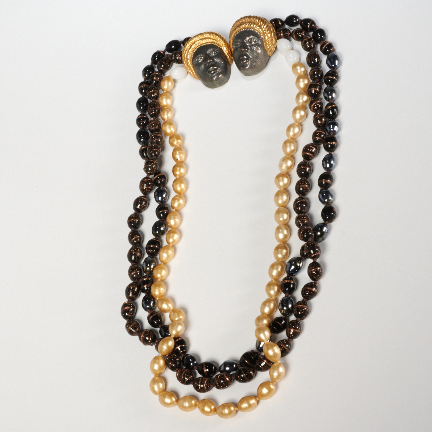 ISABEL CANOVAS TRIPLE STRAND