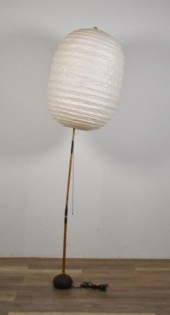 ISAMU NOGUCHI AKARI FLOOR LAMP
