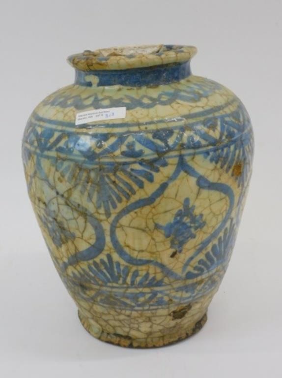 ISLAMIC MAMLUK BLUE AND WHITE