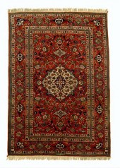 Isphahan carpet    central per