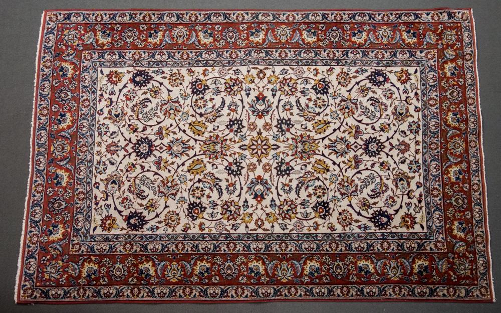 ISPHAHAN RUG, MID-20TH CENTURY, 6