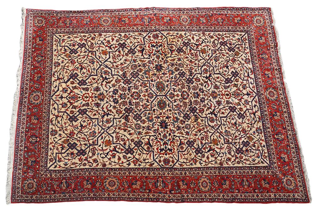ISTHAHAN PERSIAN CARPETIsfahan