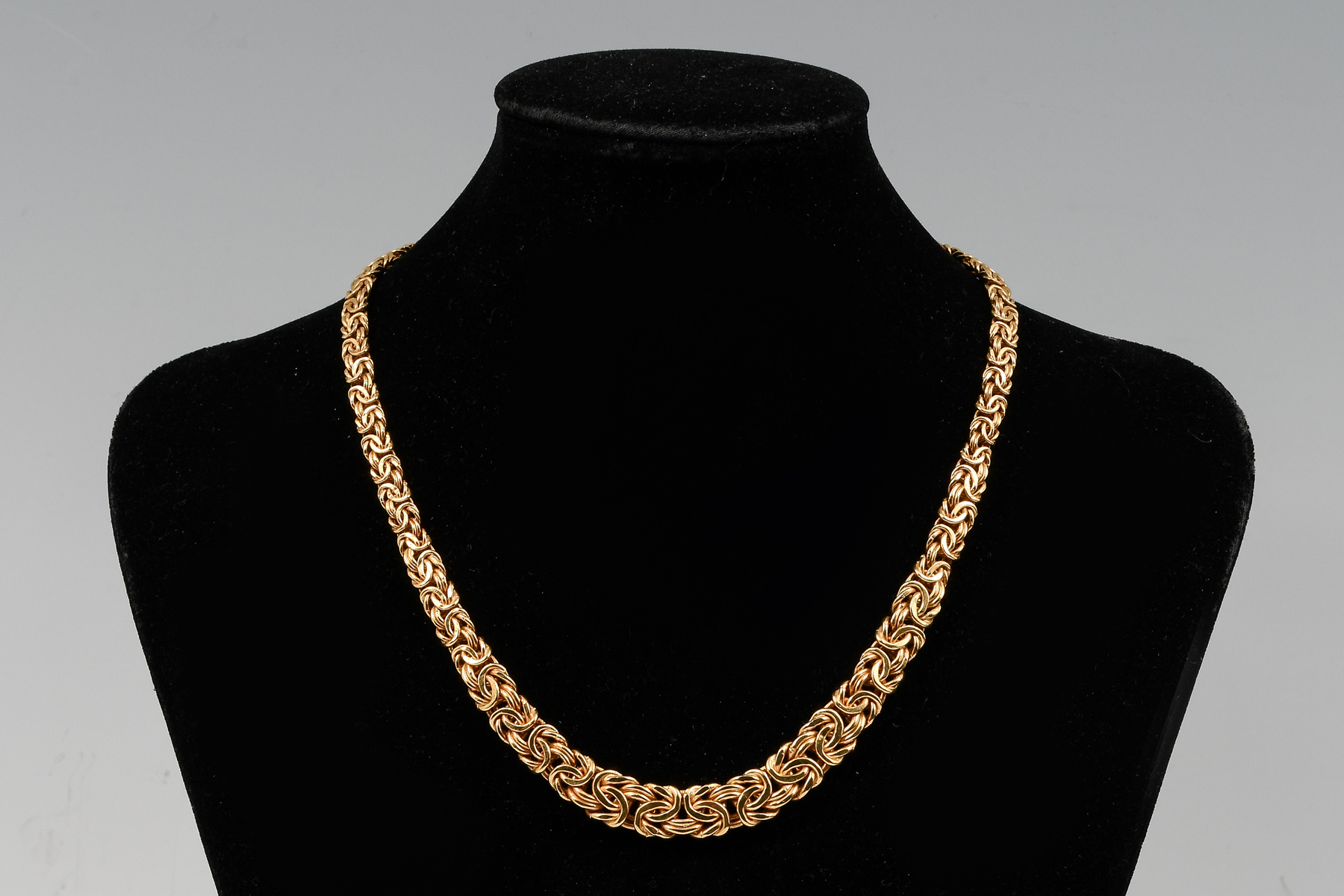 ITALIAN 14K GRADUATED BYZANTINE