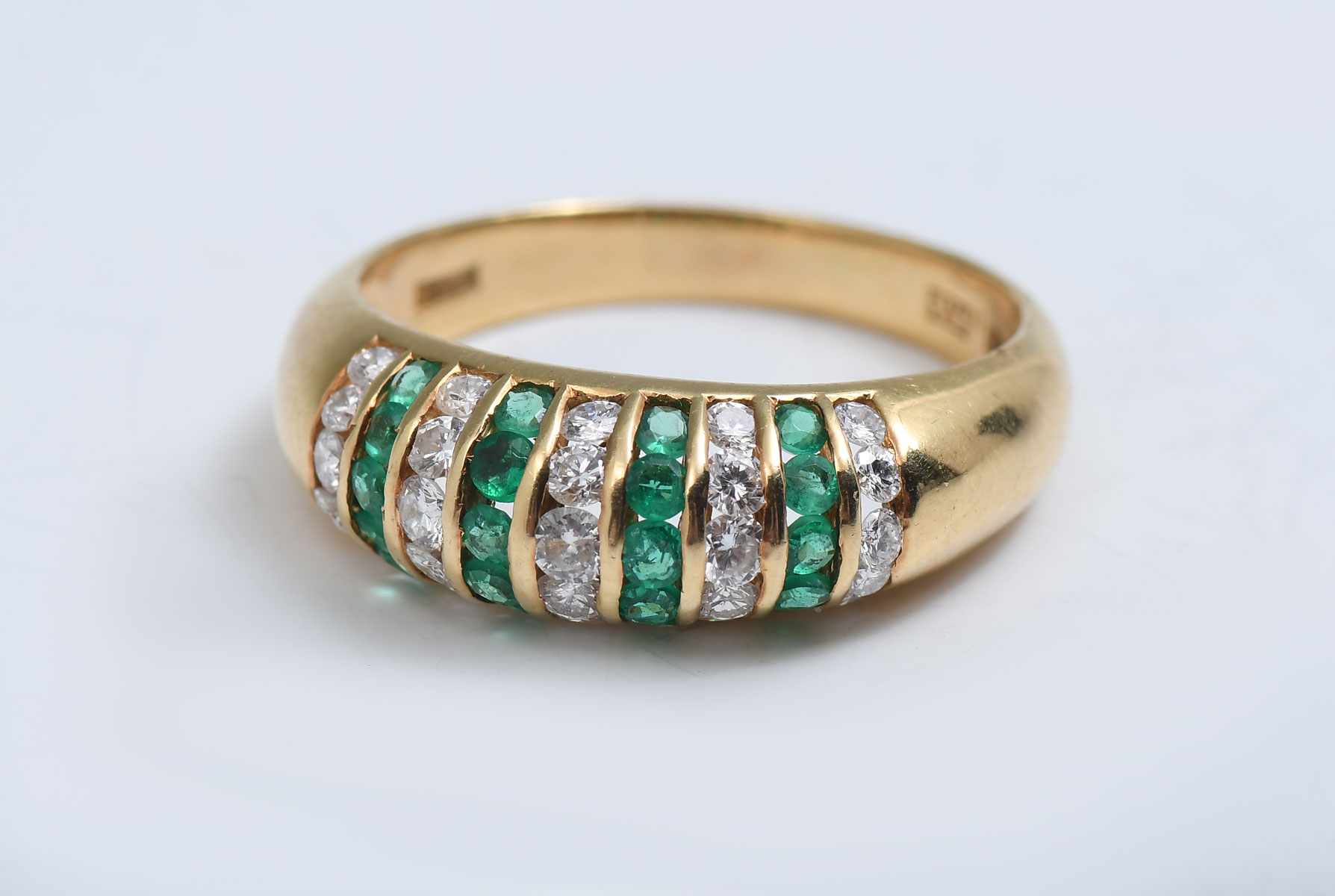 ITALIAN 18K DOMED EMERALD & DIAMOND
