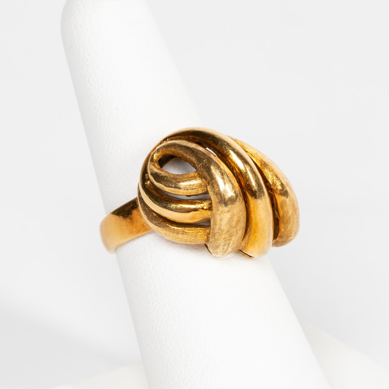 ITALIAN 18K YELLOW GOLD KNOT RING