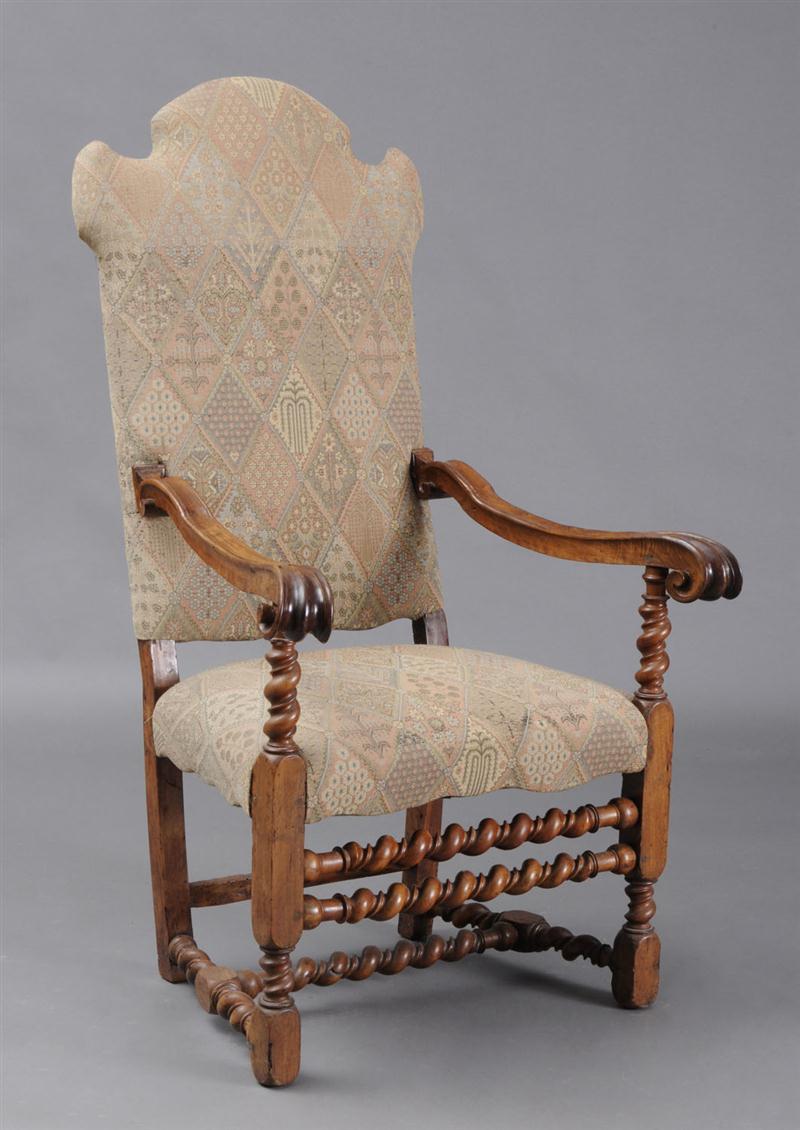 ITALIAN BAROQUE CARVED WALNUT