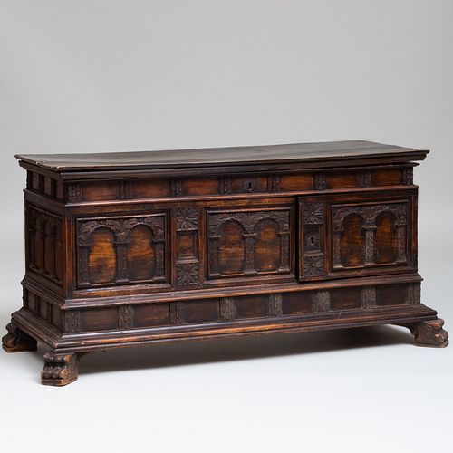 ITALIAN BAROQUE STYLE CARVED WALNUT