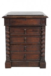 ITALIAN BAROQUE STYLE OAK CHES
