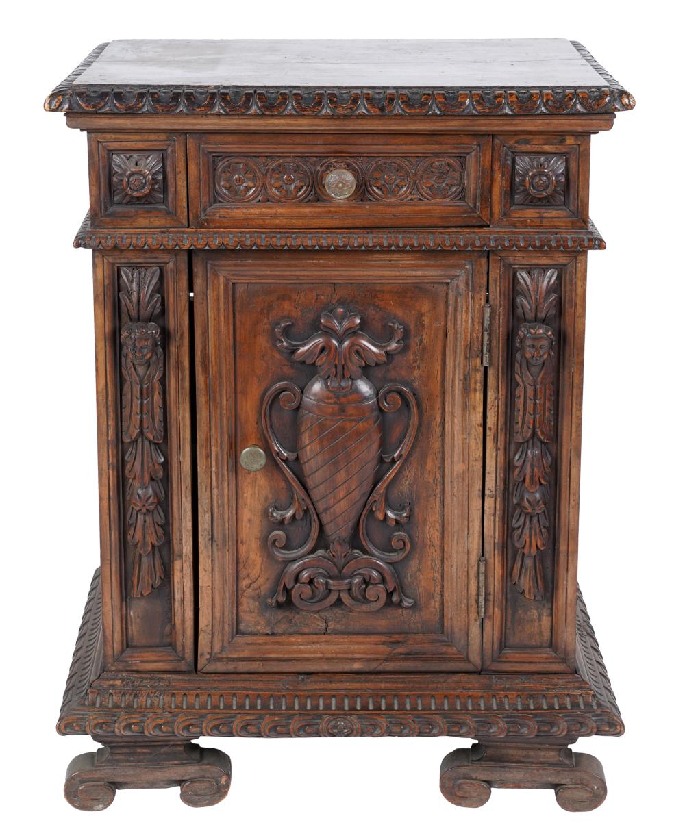 ITALIAN BAROQUE STYLE WALNUT