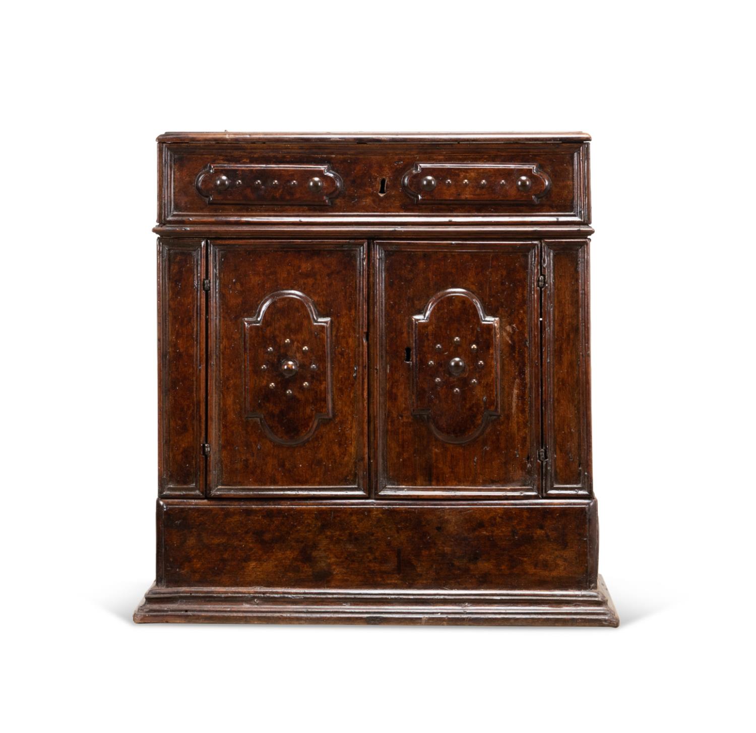 ITALIAN BAROQUE WALNUT PICCOLA