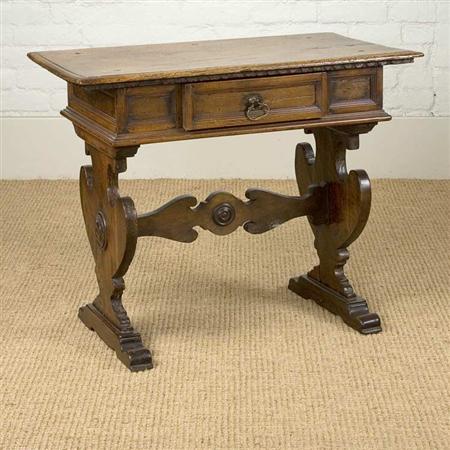 Italian Baroque Walnut Side Table