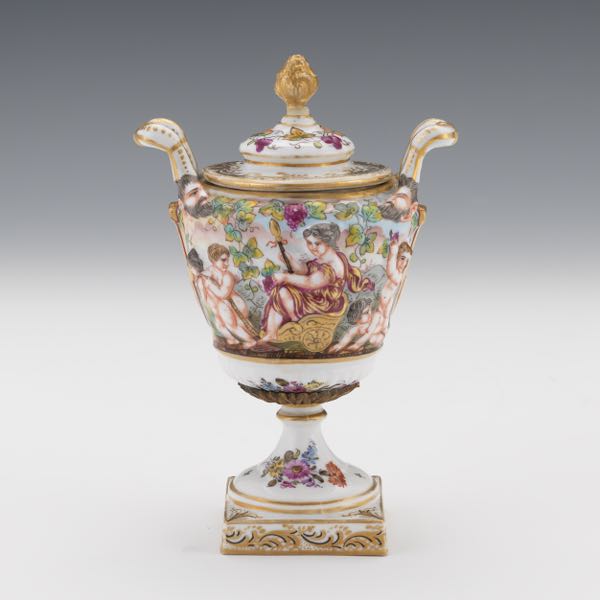 ITALIAN CAPODIMONTE PORCELAIN