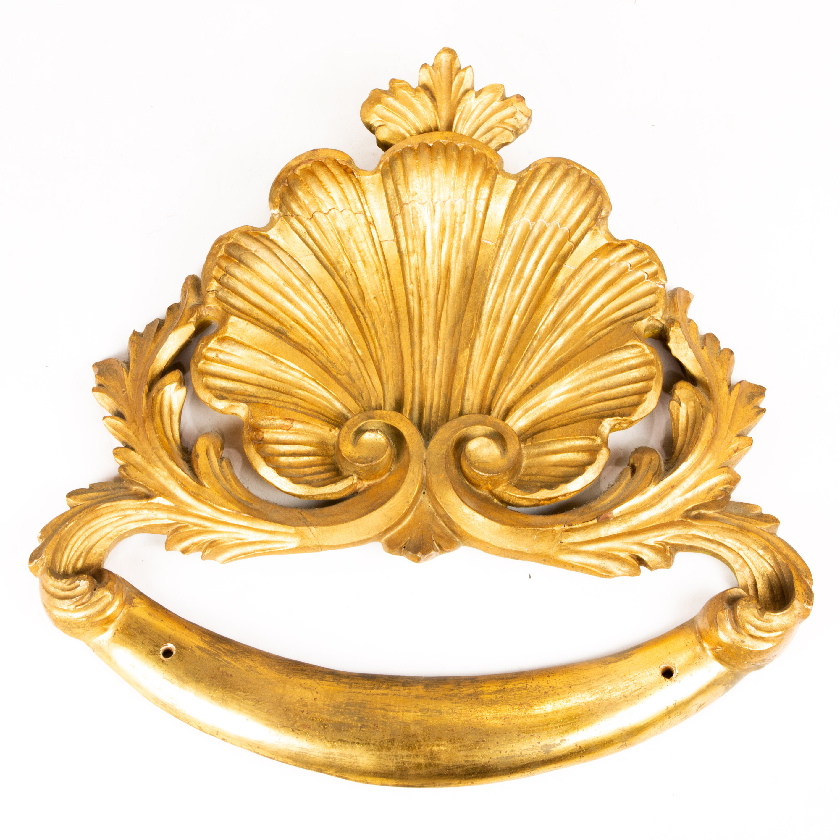 ITALIAN CARVED GILTWOOD CARVED WALL