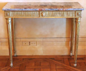 ITALIAN CLASSICAL GILTWOOD CON