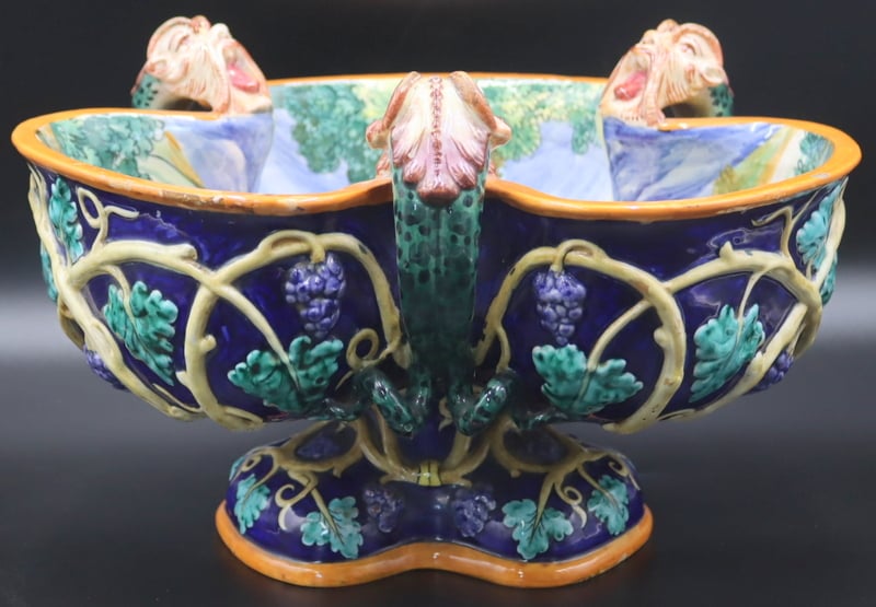 ITALIAN CLASSICAL MAJOLICA