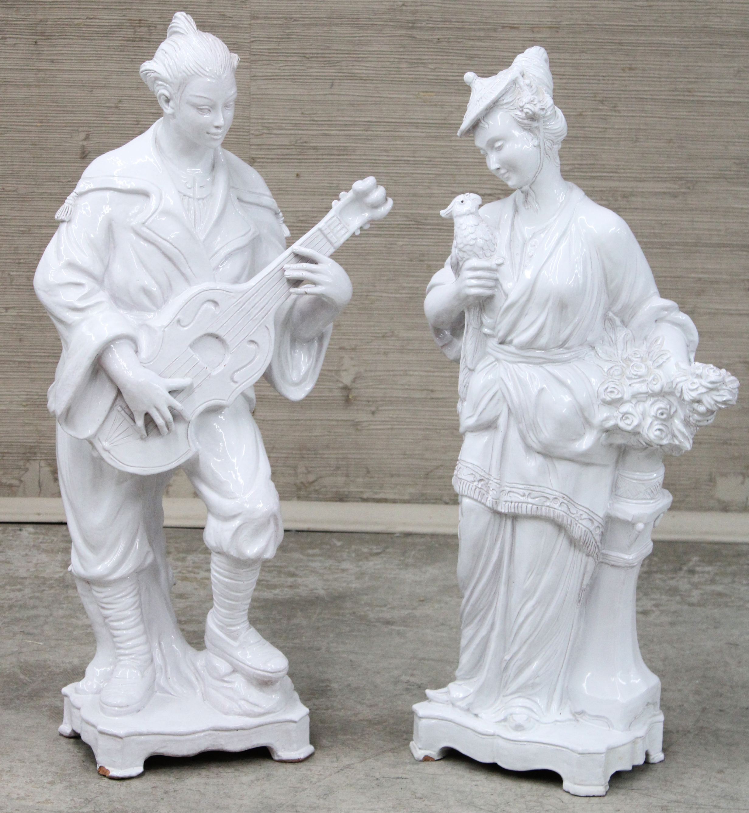ITALIAN FAIENCE Pair of large