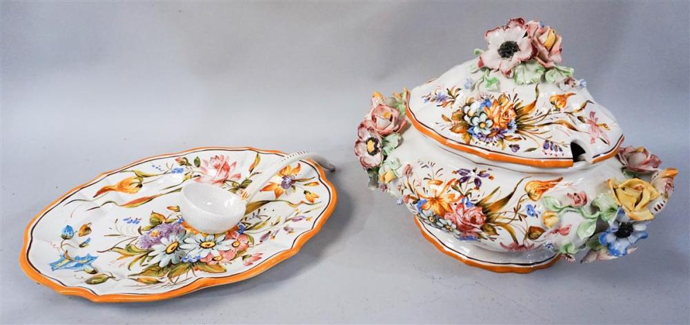 ITALIAN FAIENCE TUREEN, COVER,