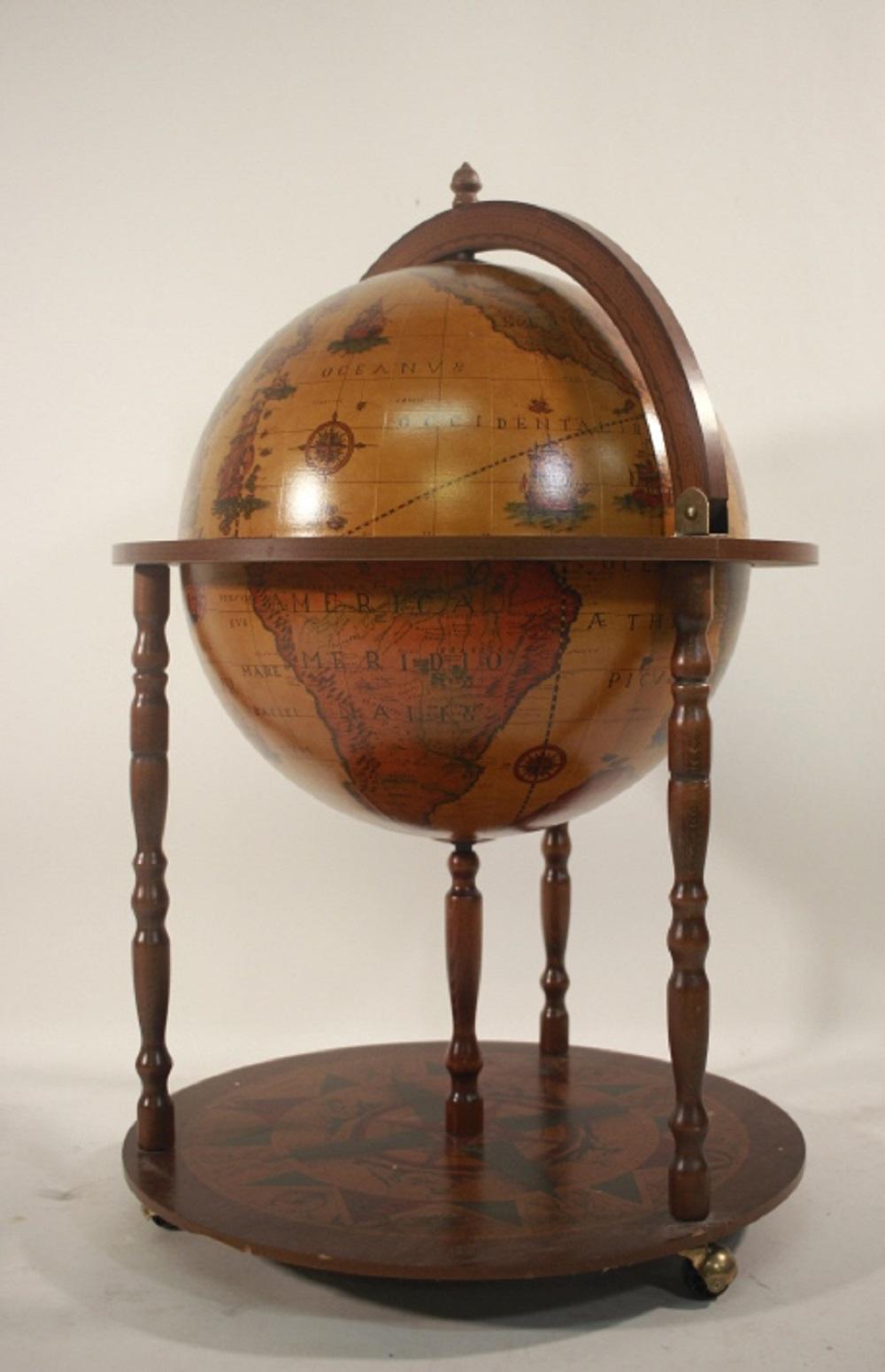 ITALIAN FLIP TOP GLOBE BAR