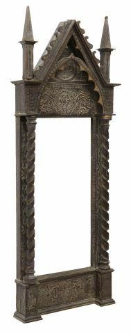 ITALIAN GOTHIC STYLE CARVED