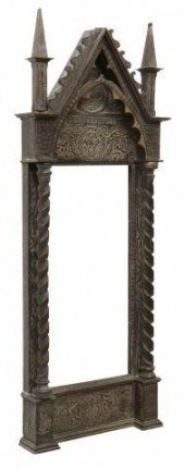 ITALIAN GOTHIC STYLE CARVED TA