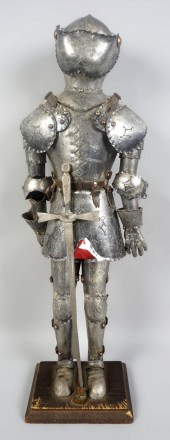 ITALIAN HAND-WORKED MINIATURE