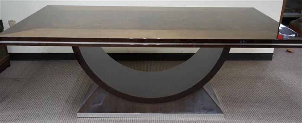 ITALIAN LACQUER DINING TABLE WITH