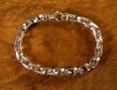 ITALIAN MADE FOURTEEN KARAT GO